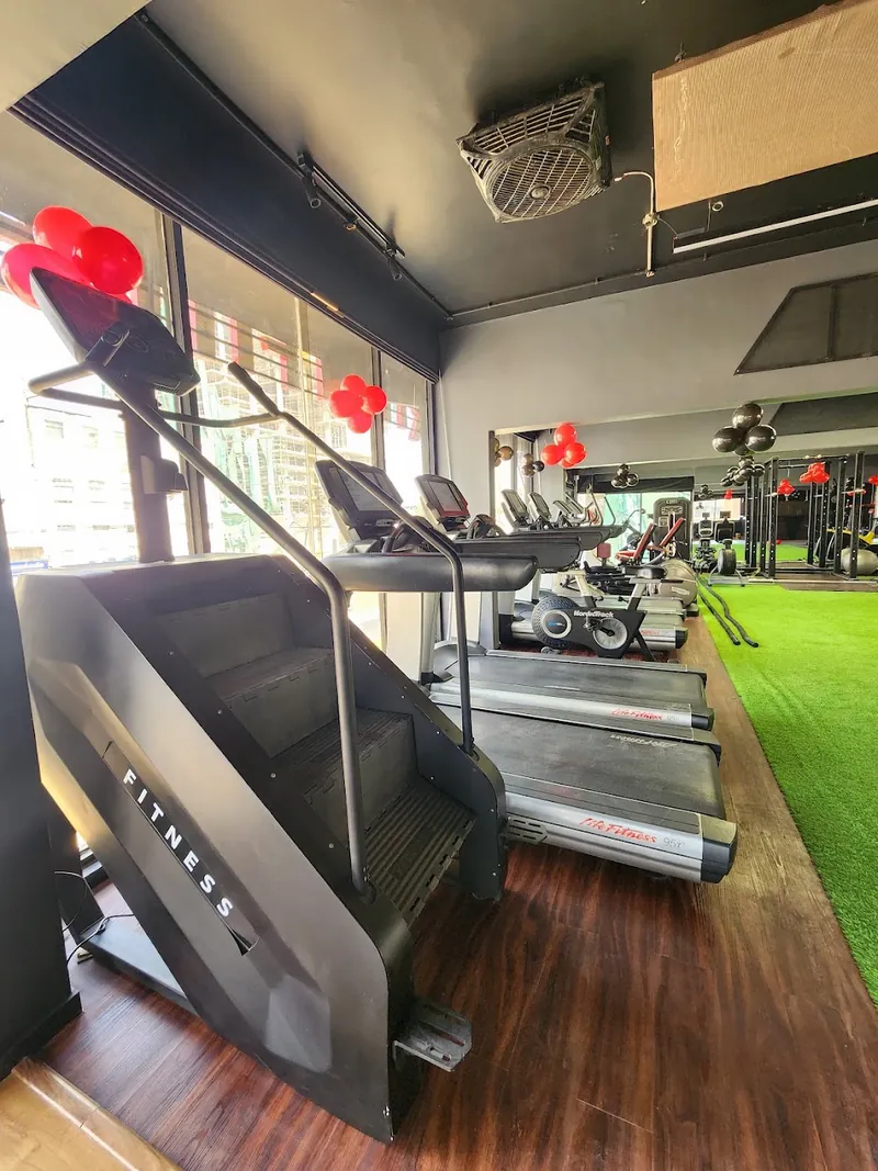 Treadmills and bikes on the cardio floor